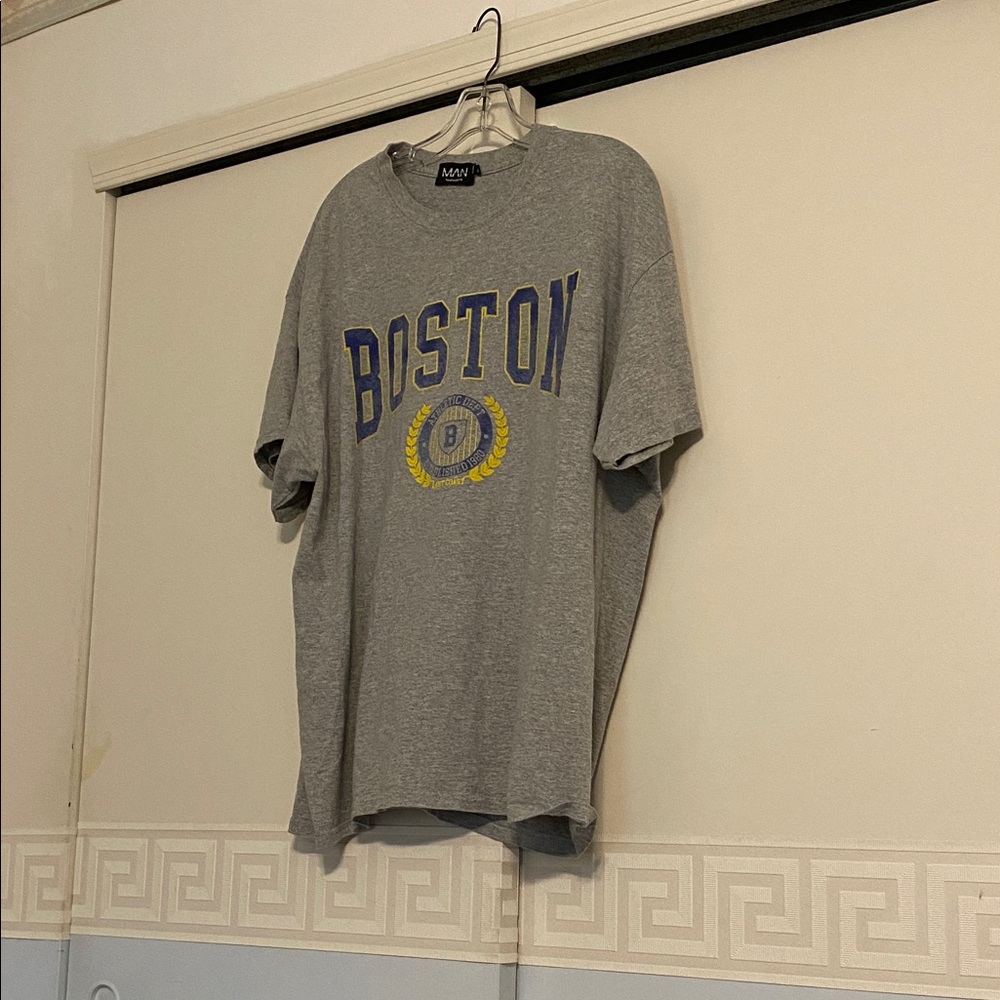 Boston Graphic Tee in Gray by Navy